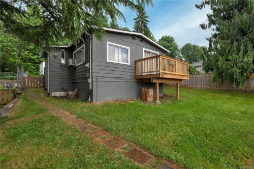 943 Hemlock St, Campbell River, BC 