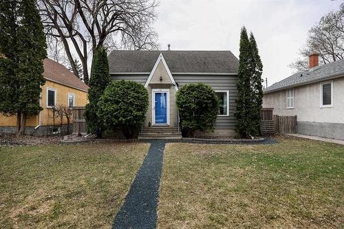 92 Morier Ave, Winnipeg, MB 