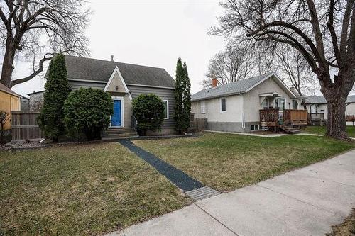 92 Morier Ave, Winnipeg, MB 