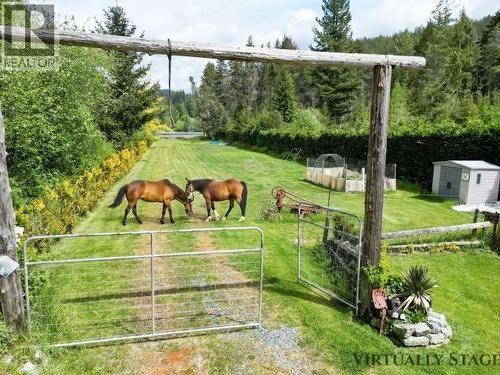 5366 Manson Ave, Powell River, BC - Outdoor