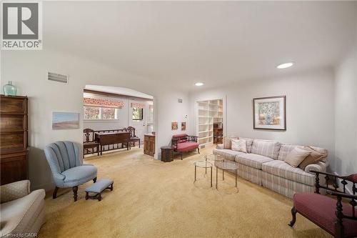 133 Mccall Crescent, Simcoe, ON - Indoor Photo Showing Living Room