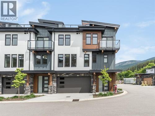 910 Lakeside Drive Unit# 208  Nelson, BC V1L 6G3