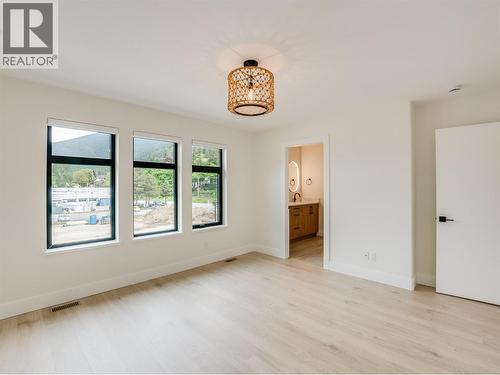 910 Lakeside Drive Unit# 208, Nelson, BC - Indoor Photo Showing Other Room