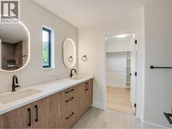 Master/primary double vanity ensuite - 