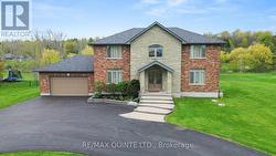 39 DEERFIELD COURT Prince Edward County (Ameliasburg Ward), ON K8N 4Z1