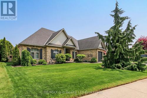 7 OTTERVIEW DRIVE  Norwich (Otterville), ON N0J 1R0