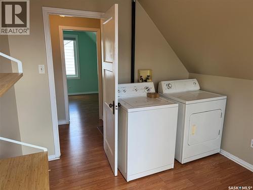 312 1St Street E, Saskatoon, SK - Indoor Photo Showing Laundry Room