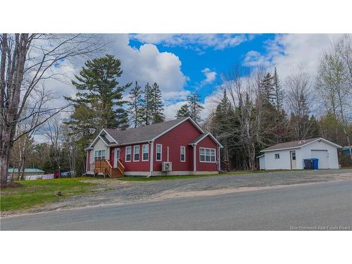 71 Hazelton Rd, Doaktown, NB 