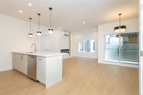 403-918 Jenkins Ave  Langford, BC V9B 2N7