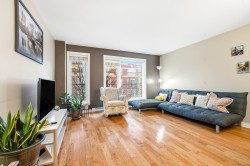 Salon - 