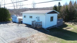 2282 Rue des Coteaux  Rouyn-Noranda, QC J9Y 0J7