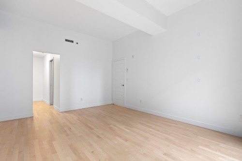 Salon - 900-1449 Rue St-Alexandre, Montréal (Ville-Marie), QC - Indoor Photo Showing Other Room