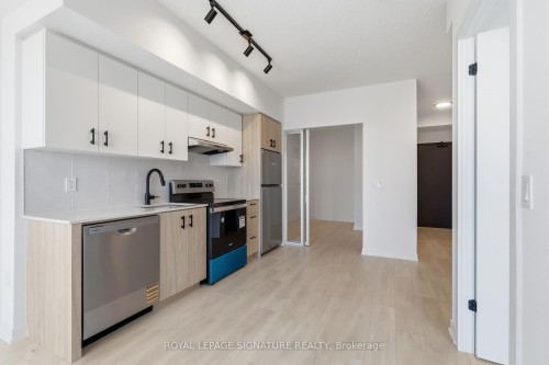 415-4878 Powers Common, Burlington, ON - Indoor Photo Showing Kitchen
