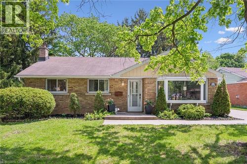98 CHELSEA Road  Kitchener, ON N2B 1H9