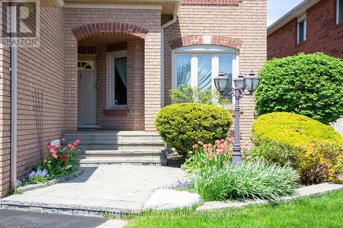 3295 Bloomfield Drive, Mississauga, ON - Outdoor With Facade