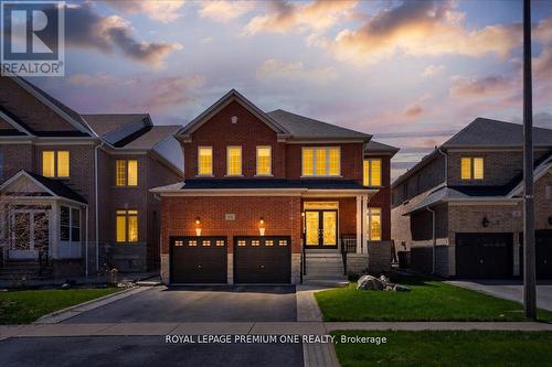 30 MONABELLE CRESCENT  Brampton, ON L6P 1W5