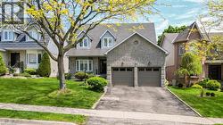 9 GOLFVIEW Crescent  Dundas, ON L9H 6V7