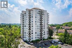 255 KEATS Way Unit# 403  Waterloo, ON N2L 6N6