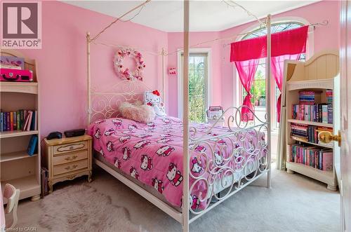61 Devils Creek Drive, Cambridge, ON - Indoor Photo Showing Bedroom