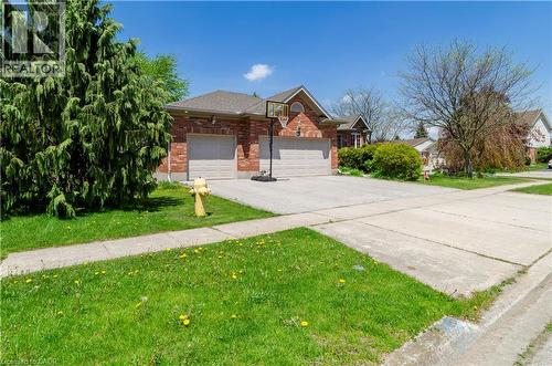 Front Yard - 61 Devils Creek Drive, Cambridge, ON - Outdoor