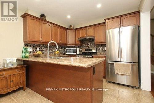1913 Liatris Drive, Pickering, ON - Indoor Photo Showing Kitchen