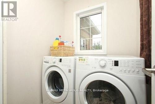1913 Liatris Drive, Pickering, ON - Indoor Photo Showing Laundry Room