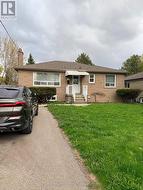 79 CARTIER CRESCENT Richmond Hill, ON L4C 2N3
