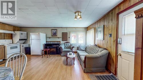 5 Back Path Road, Conception Harbour, NL - Indoor Photo Showing Kitchen