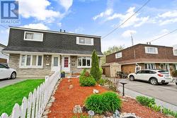 428 DEAN AVENUE  Oshawa, ON L1H 3E2