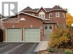 53 BROWN STREET W Barrie, ON L4N 7V5