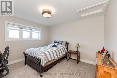 51 Compass Trail, Central Elgin, ON - Indoor Photo Showing Bedroom