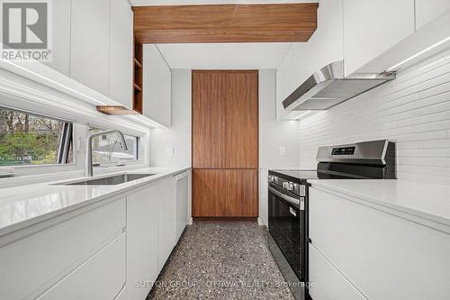 73 Scrivens Street, Ottawa, ON - Indoor Photo Showing Kitchen
