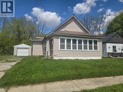 253 King STREET East Chatham, ON N7M 3N5
