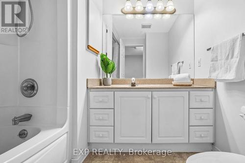 24 Juniper Crescent, Markham, ON - Indoor Photo Showing Bathroom