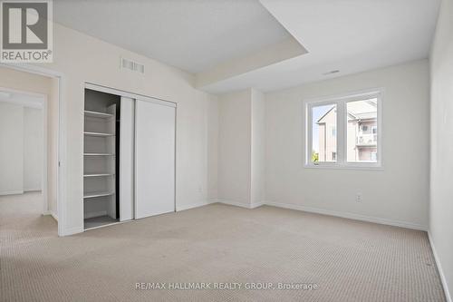 42 Sternes Private, Ottawa, ON - Indoor Photo Showing Other Room