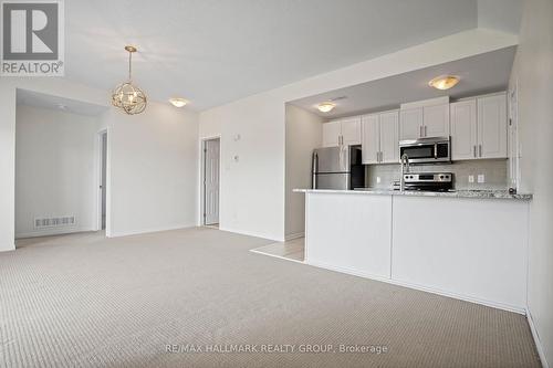 42 Sternes Private, Ottawa, ON - Indoor Photo Showing Kitchen