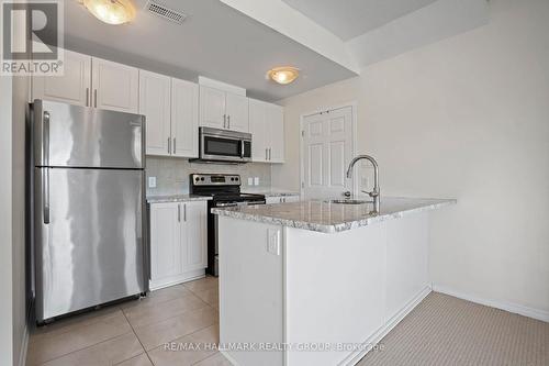 42 Sternes Private, Ottawa, ON - Indoor Photo Showing Kitchen With Stainless Steel Kitchen With Upgraded Kitchen
