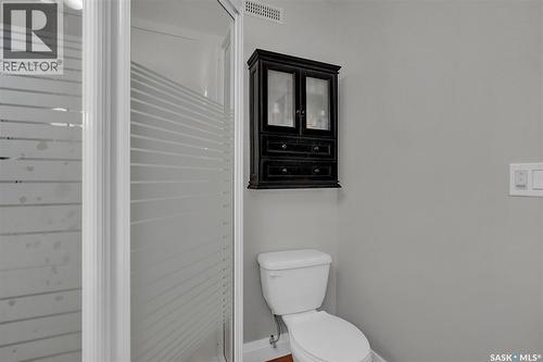 8531 Thurston Crescent, Regina, SK - Indoor Photo Showing Bathroom