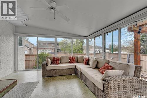 8531 Thurston Crescent, Regina, SK - Indoor Photo Showing Living Room