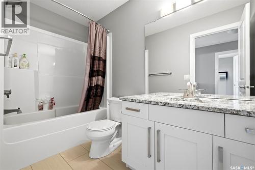 3930 Sandhill Crescent, Regina, SK - Indoor Photo Showing Bathroom