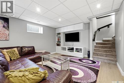 3930 Sandhill Crescent, Regina, SK - Indoor