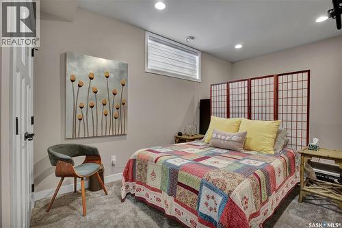 522 Hastings Crescent, Saskatoon, SK - Indoor Photo Showing Bedroom