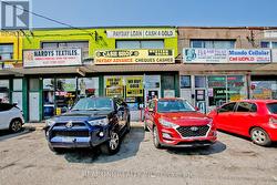 1702 JANE STREET Toronto, ON M9N 2S4