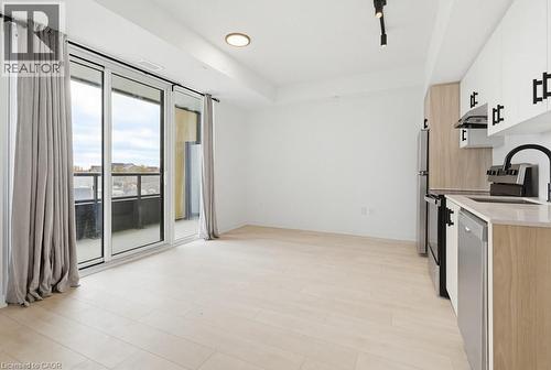4878 Powers Common Unit# 208, Burlington, ON - Indoor