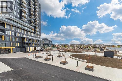 4878 Powers Common Unit# 208, Burlington, ON - Outdoor