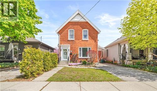 27 ADA Avenue  Brantford, ON N3T 4K8