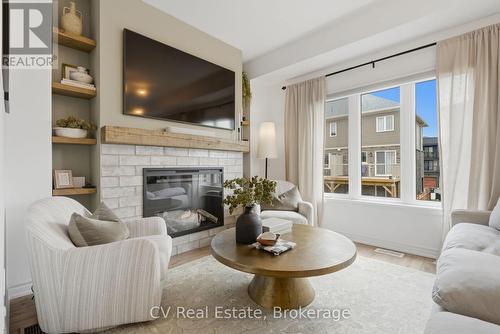 57 HARVEST CRESCENT  Barrie, ON L9J 0T5