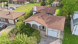 2033 SIMCOE STREET N Oshawa (Samac), ON L1H 7K4