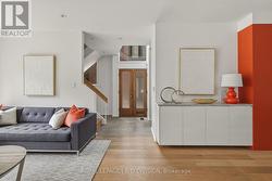 11C TRANBY AVENUE Toronto, ON M5R 1N4