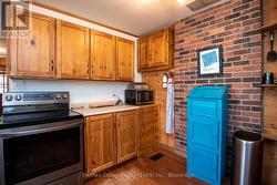 Kitchen w/brick accents - 